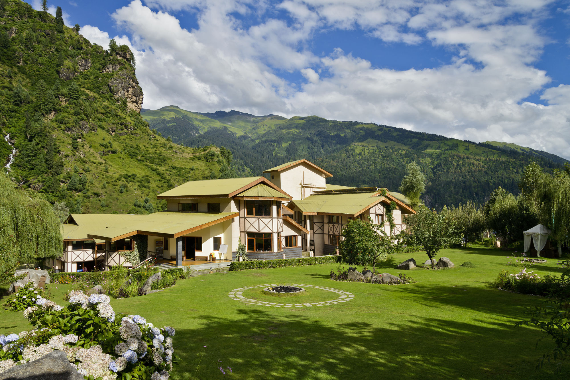 Solang Valley Resort Palchan Exterior foto