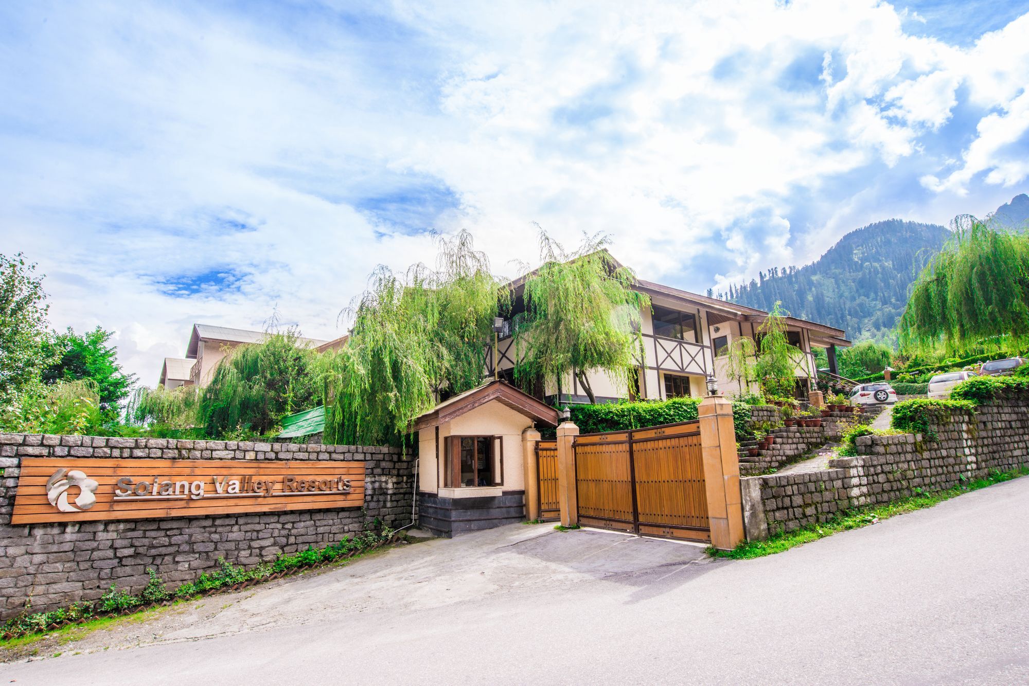 Solang Valley Resort Palchan Exterior foto